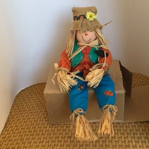 Avon scarecrow